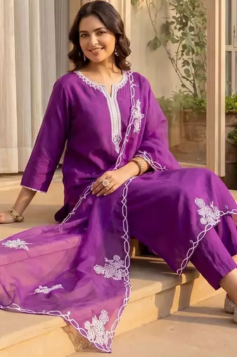 Women Ethnic Motifs Embroidered Regular Thread Work Liva Kurta with Trousers & With Dupatta