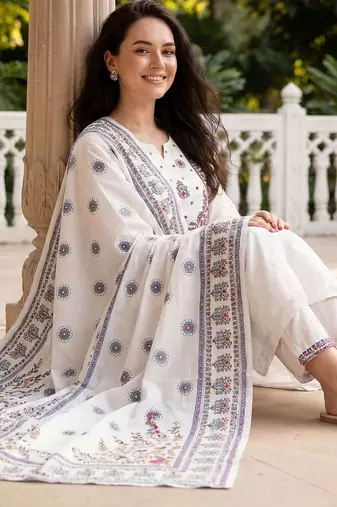 Women Ethnic Motifs Embroidered Regular Thread Work Pure Cotton Kurta with Trousers & With Dupatta