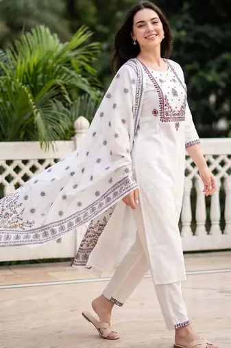Women Ethnic Motifs Embroidered Regular Thread Work Pure Cotton Kurta with Trousers & With Dupatta