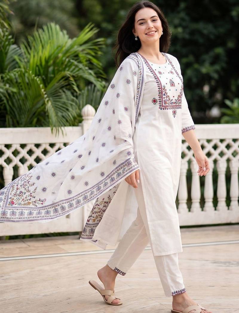Women Ethnic Motifs Embroidered Regular Thread Work Pure Cotton Kurta with Trousers & With Dupatta