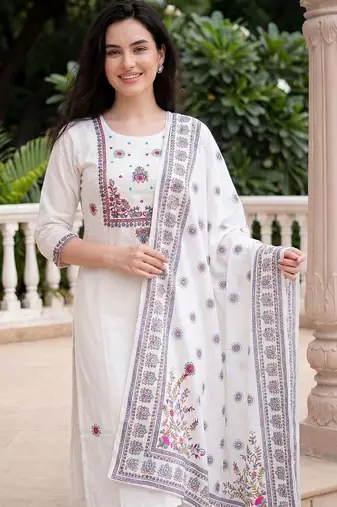 Women Ethnic Motifs Embroidered Regular Thread Work Pure Cotton Kurta with Trousers & With Dupatta