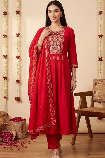 Women Ethnic Motifs Embroidered Empire Thread Work Kurta with Trousers & With Dupatta
