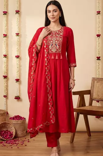 Women Ethnic Motifs Embroidered Empire Thread Work Kurta with Trousers & With Dupatta