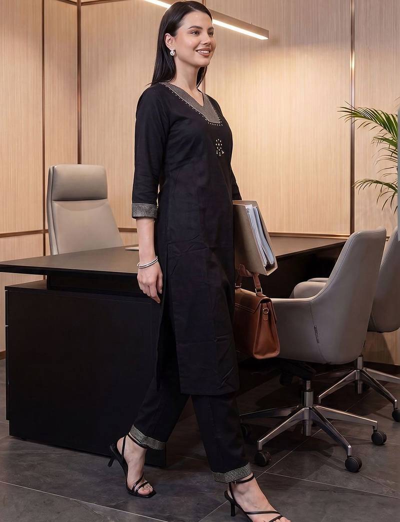 Women Ethnic Motifs Embroidered Regular Kurta with Trousers