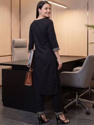 Women Ethnic Motifs Embroidered Regular Kurta with Trousers 4