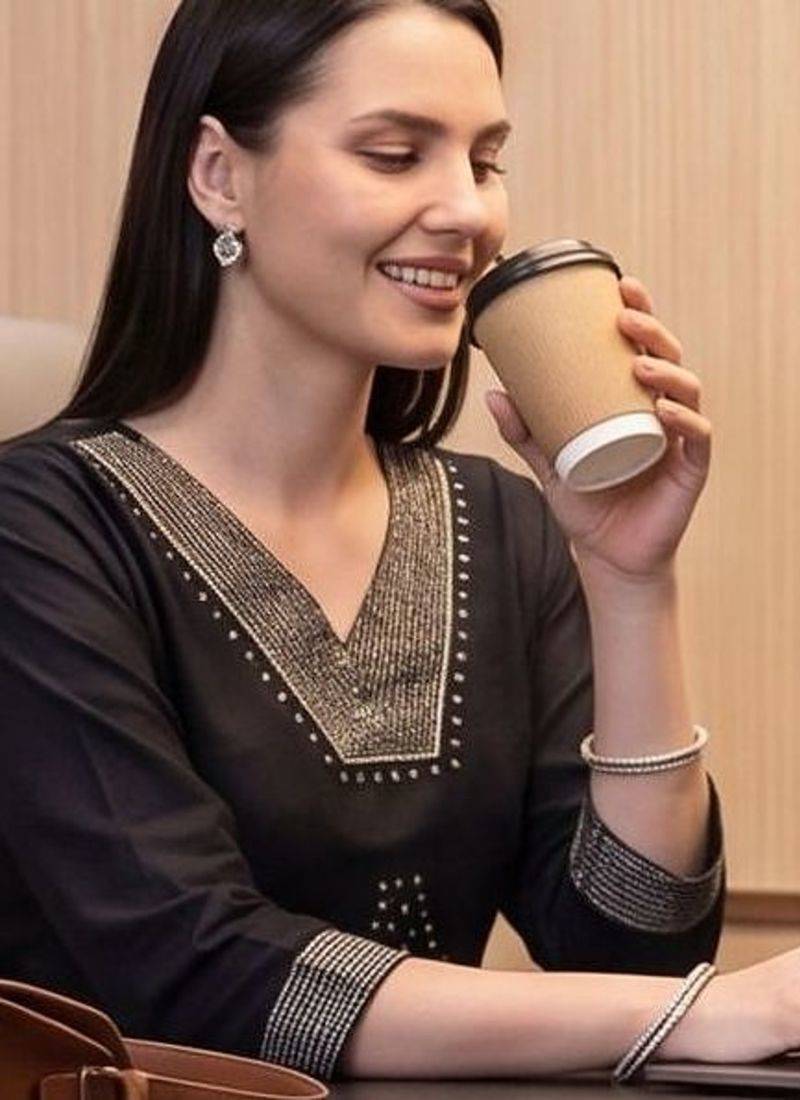 Women Ethnic Motifs Embroidered Regular Kurta with Trousers