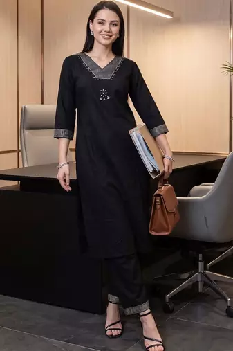 Women Ethnic Motifs Embroidered Regular Kurta with Trousers