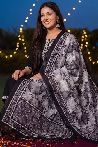 Women Ethnic Motifs Embroidered Regular Thread Work Kurta with Trousers & With Dupatta