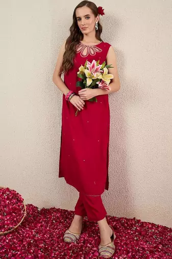 Women Embroidered Regular Thread Work Kurta with Trousers