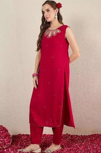 Women Embroidered Regular Thread Work Kurta with Trousers