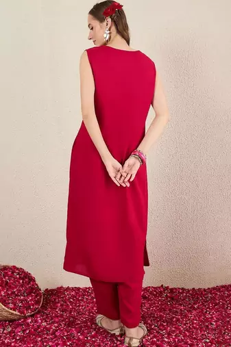 Women Embroidered Regular Thread Work Kurta with Trousers