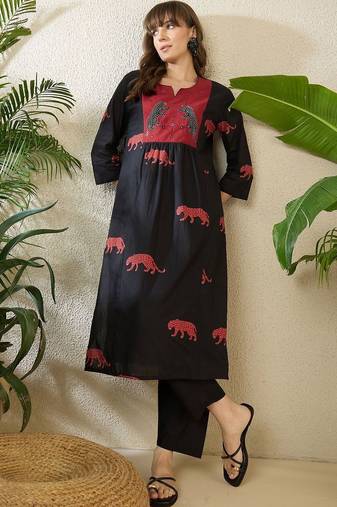 Women Animal Printed Empire Thread Work Pure Cotton Kurta with Trousers