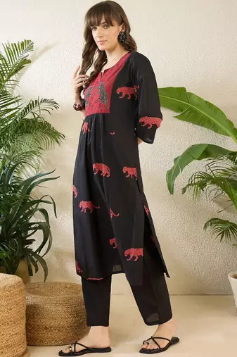 Women Animal Printed Empire Thread Work Pure Cotton Kurta with Trousers
