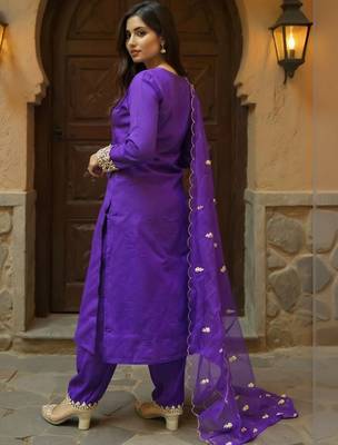 Women Ethnic Motifs Embroidered Regular Kurta with Trousers & With Dupatta 2