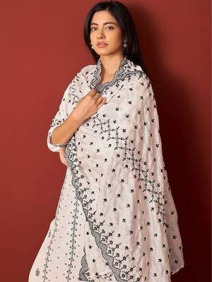 Women Ethnic Motifs Printed Regular Kurta with Trousers & With Dupatta 4