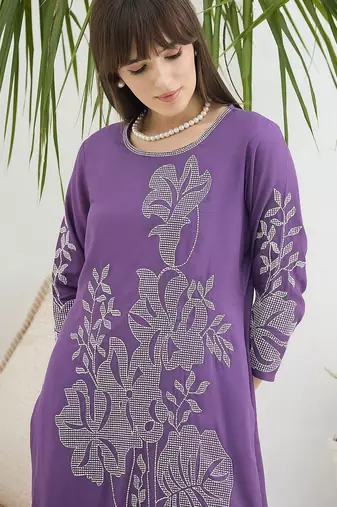 Women Floral Embroidered Regular Kurta with Trousers