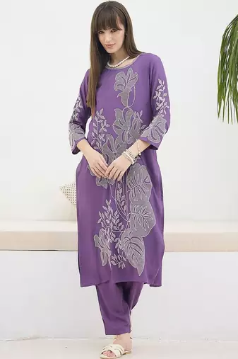 Women Floral Embroidered Regular Kurta with Trousers