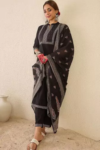 Women Ethnic Motifs Embroidered Regular Thread Work Pure Cotton Kurta with Trousers & With Dupatta