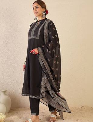 Women Ethnic Motifs Embroidered Regular Thread Work Pure Cotton Kurta with Trousers & With Dupatta 2