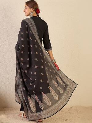 Women Ethnic Motifs Embroidered Regular Thread Work Pure Cotton Kurta with Trousers & With Dupatta 3