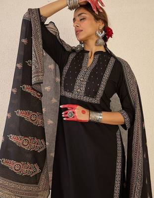 Women Ethnic Motifs Embroidered Regular Thread Work Pure Cotton Kurta with Trousers & With Dupatta 5