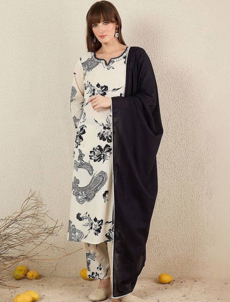 Women Floral Printed Regular Pure Cotton Kurta with Trousers & With Dupatta