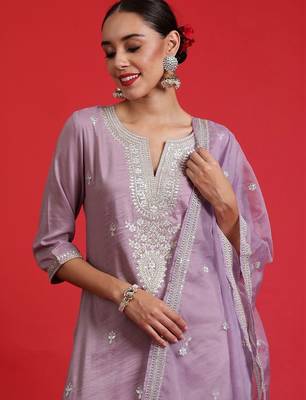 Women Ethnic Motifs Embroidered Regular Thread Work Kurta with Trousers & With Dupatta 4