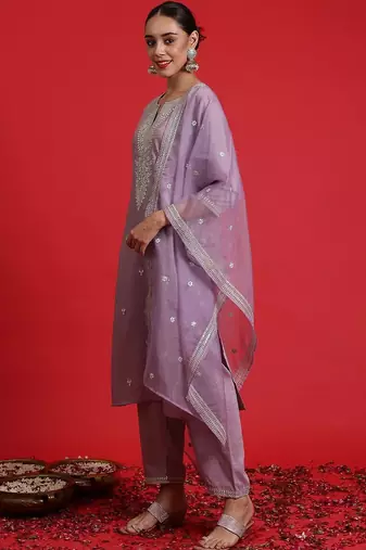 Women Ethnic Motifs Embroidered Regular Thread Work Kurta with Trousers & With Dupatta