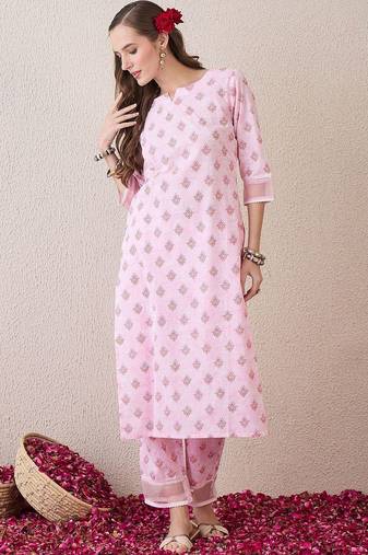 Women Floral Printed Regular Pure Cotton Kurta with Trousers
