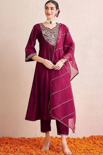 Women Ethnic Motifs Embroidered Regular Liva Kurta with Trousers & With Dupatta