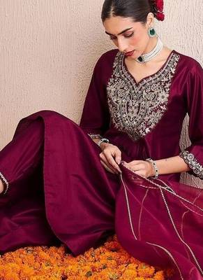 Women Ethnic Motifs Embroidered Regular Liva Kurta with Trousers & With Dupatta 2