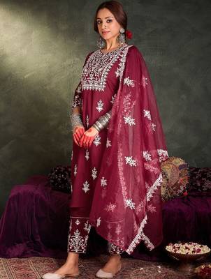 Women Ethnic Motifs Embroidered Regular Thread Work Kurta with Trousers & With Dupatta 4