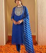 Ethnic Motifs Printed Regular Kurta with Trousers & With Dupatta