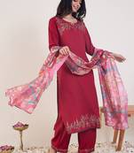 Women Floral Embroidered Regular Thread Work Kurta with Palazzos & With Dupatta