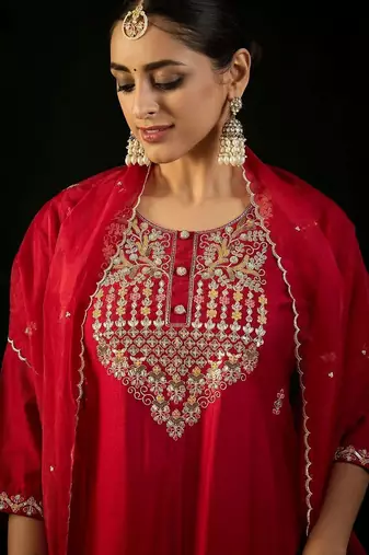 Women Ethnic Motifs Embroidered Regular Sequinned Liva Kurta with Trousers & With Dupatta