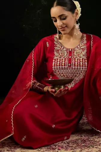 Women Ethnic Motifs Embroidered Regular Sequinned Liva Kurta with Trousers & With Dupatta