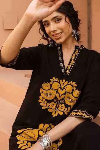 Women Ethnic Motifs Printed Regular Kurta with Palazzos