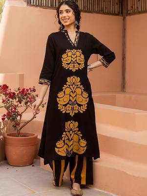 Women Ethnic Motifs Printed Regular Kurta with Palazzos 5