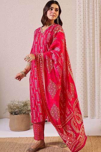 Women Ethnic Motifs Printed Regular Thread Work Chanderi Silk Kurta with Trousers & With Dupatta