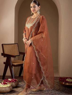Women Ethnic Motifs Embroidered Regular Liva Kurta with Trousers & With Dupatta 5