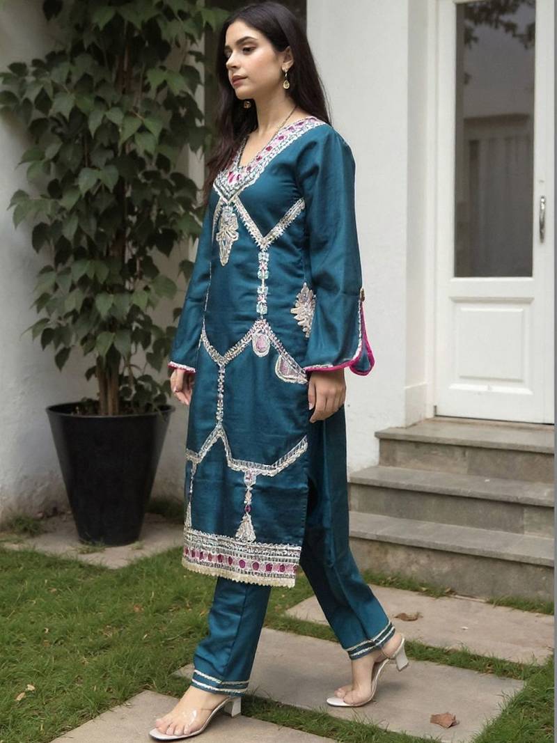 Women Ethnic Motifs Embroidered Regular Gotta Patti Kurta with Trousers