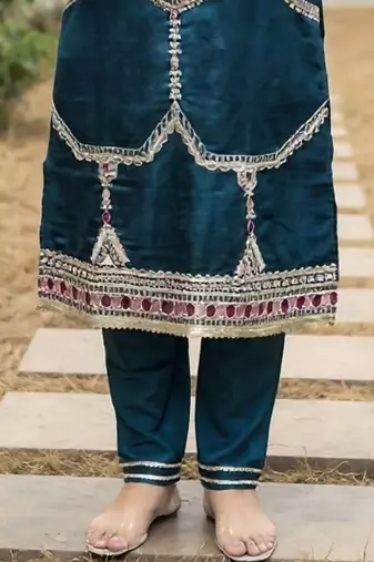Women Ethnic Motifs Embroidered Regular Gotta Patti Kurta with Trousers