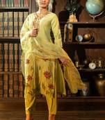 Women Floral Embroidered Regular Thread Work Kurta with Trousers & With Dupatta