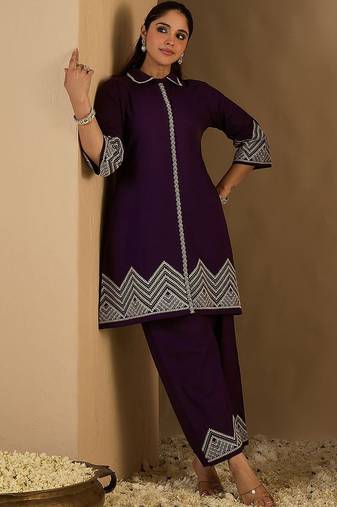Women Embroidered Regular Thread Work Pure Cotton Kurta with Trousers