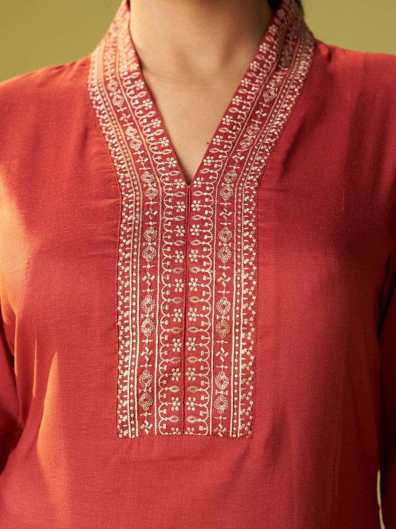 Women Ethnic Motifs Embroidered Regular Thread Work Kurta with Trousers & With Dupatta