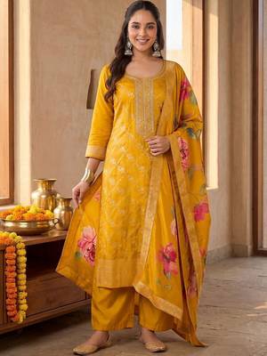 Women Ethnic Motifs Regular Thread Work Kurta with Palazzos & With Dupatta 1