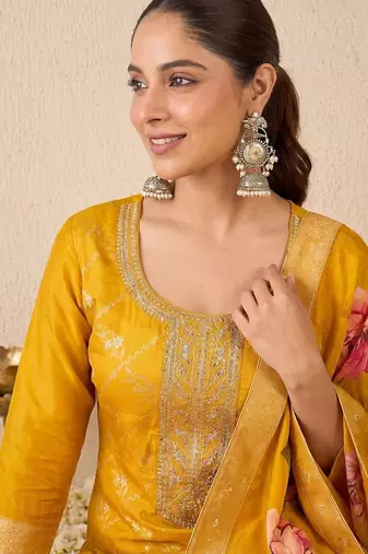 Women Ethnic Motifs Regular Thread Work Kurta with Palazzos & With Dupatta