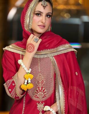 Women Ethnic Motifs Embroidered Regular Kurta with Trousers & With Dupatta 5