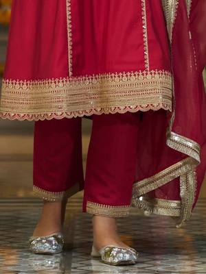 Women Ethnic Motifs Embroidered Regular Kurta with Trousers & With Dupatta 6