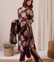 Women Floral Printed Regular Chanderi Silk Kurta with Trousers & With Dupatta
